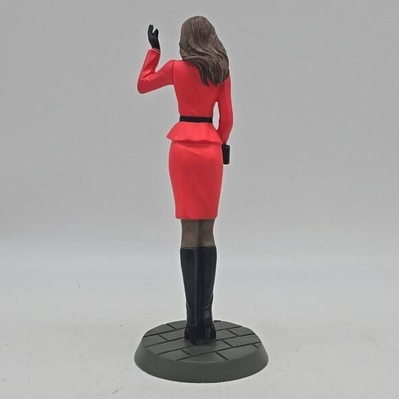Hamilton Collection Kate Middleton Future Princess Gracious Visit Figurine - Picture 3 of 6